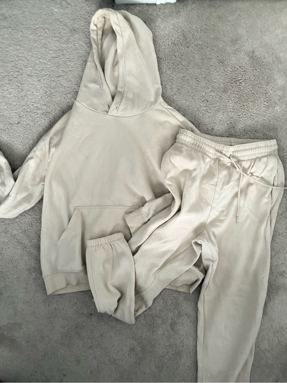 H&M Cream Beige Women’s Hoodie and Drawstring Jogger Sweatpants Two Piece Set